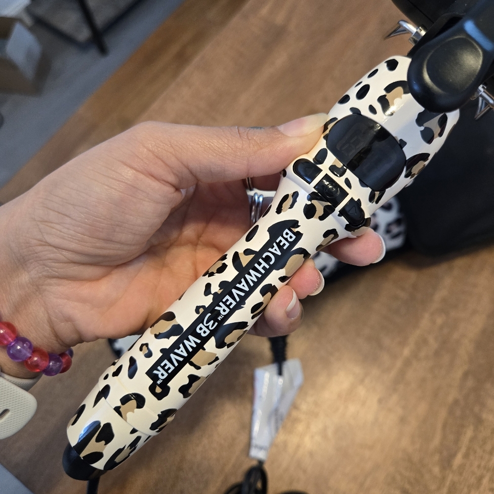 Catwalk Beachwaver 3B Waver With Storage Pouch - Picture 3 of 11